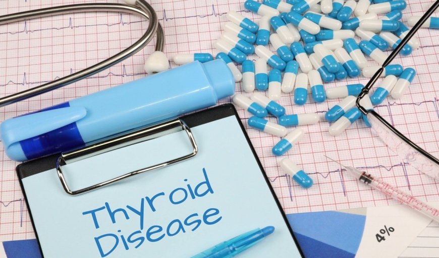 Thyroid Disease: थायरॉइड विकारों के इन लक्षणों को भूलकर भी न करें अनदेखा, जानिए इसको कैसे करें कंट्रोल