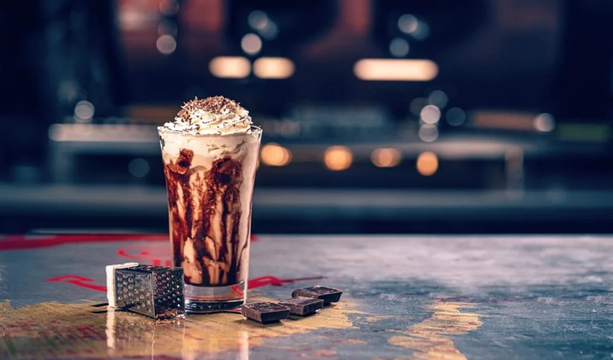 Cold Coffee Ice Cream Recipe: घर पर बनाएं कैफे जैसी होममेड आइस्क्रीम, फैमिली के साथ उठाएं इसका लुत्फ