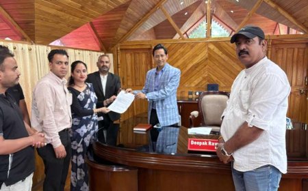 हल्द्वानी: कुमाऊं आयुक्त दीपक रावत का आश्वासन, सुभाष नगर में भवन यथास्थिति में रहेंगे