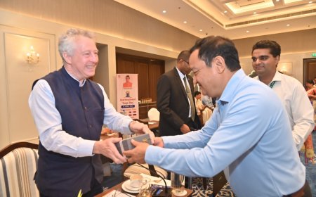 विदेशी राजनयिकों के साथ उत्तराखंड में पर्यटन और निवेश का मंथन