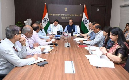 देहरादून: सीएम पुष्कर धामी ने केंद्रीय कृषि मंत्री से की बैठक, 3800 करोड़ का फंड प्रस्तावित