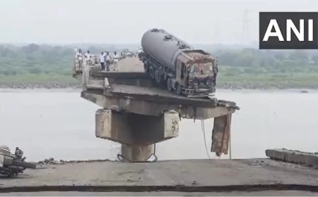 वडोदरा पुल हादसा: मृतकों की संख्या 16 थी, लापता की खोज अभी भी जारी है