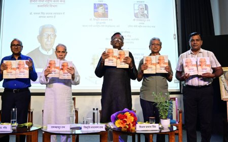 नामवर जी: क्यों नहीं बन सके एक बड़े सार्वजनिक बुद्धिजीवी