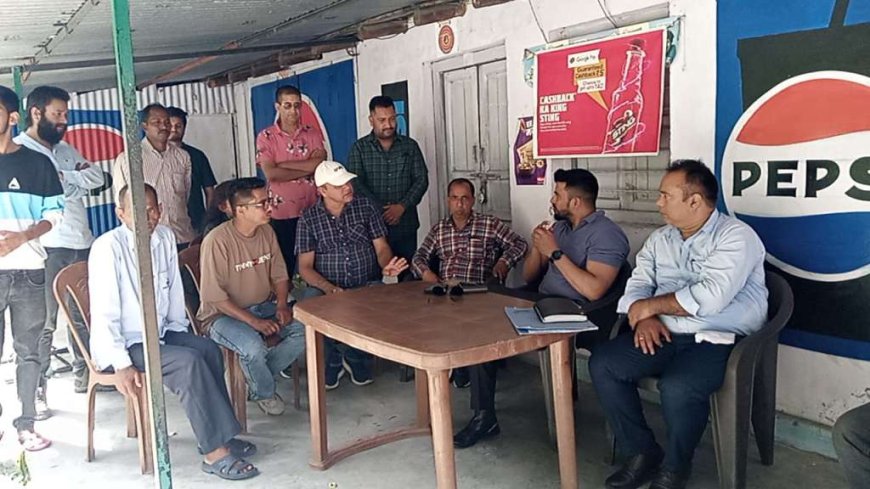 भीमताल: हैंड़िया गांव के लोगों ने पंचायत चुनाव बहिष्कार का फैसला लिया वापस, SDM नवाजिश की पहल लाई रंग