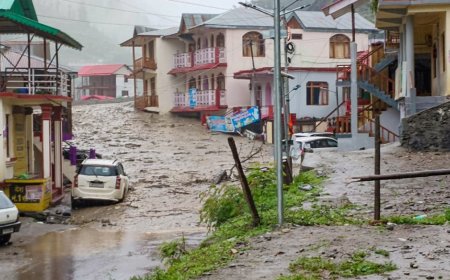 कुदरत का कहर: पहाड़ों में बढ़ते लालच का खामियाजा