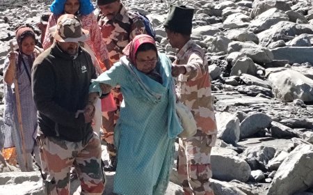 राजनीतिक जोड़-तोड़ और आपदाओं का समय – मानवता का दर्पण