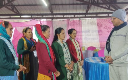 महिलाओं की आवाज़ सुनने पहुंचे सीएम धामी, भराड़ीसेंण में योजनाओं का लिया फीडबैक