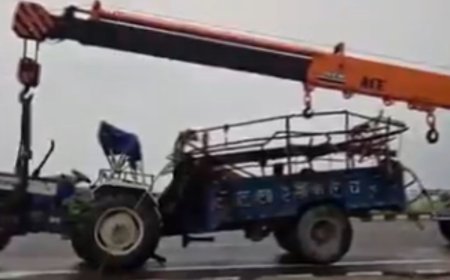 बुलंदशहर में भीषण सड़क हादसा: श्रद्धालुओं से भरे ट्रैक्टर और कंटेनर ट्रक के बीच टक्कर, 8 लोगों की गई जान