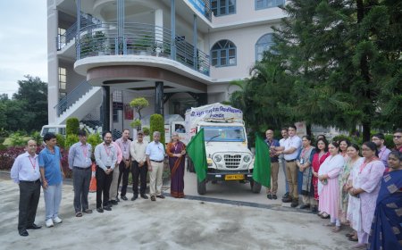 श्री गुरु राम राय विश्वविद्यालय की राहत पहल: थराली आपदा पीड़ितों के लिए मुफ्त उपचार और शिक्षा