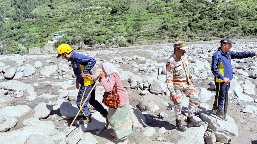 आपदा – सेना के नौ जवानों समेत 16 लापता लोगों की तलाश जारी