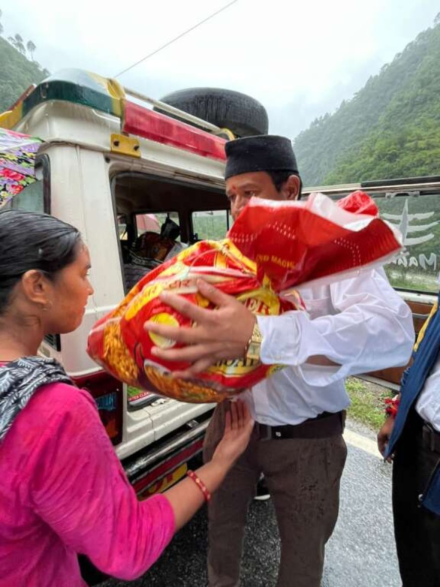 उत्तरकाशी/पौड़ी : आपदा प्रभावित क्षेत्रों में पीड़ितों के लिए राशन किट लेकर पहुंची आरएसएस की टीम…