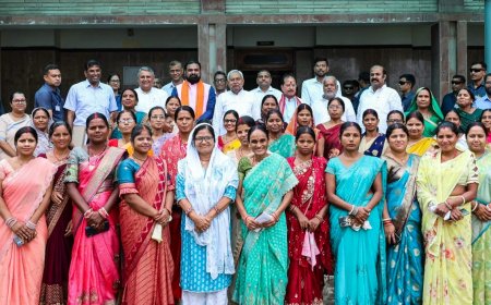 बिहार चुनाव: नीतीश कुमार की योजनाओं से महिला वोटर बनेंगी असली 'गेमचेंजर'?