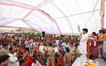 केंद्रीय मंत्री ज्योतिरादित्य सिंधिया ने गरेठा में नए बिजली उपकेंद्र का उद्घाटन किया