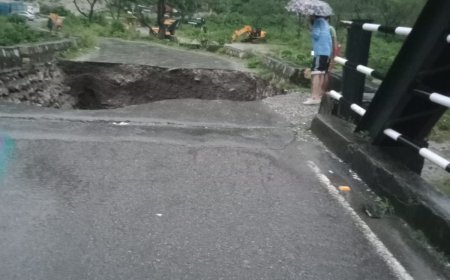 सहस्त्रधारा कारलीगाढ़ में बादल फटे, दो लोग लापता और बचाव कार्य जारी