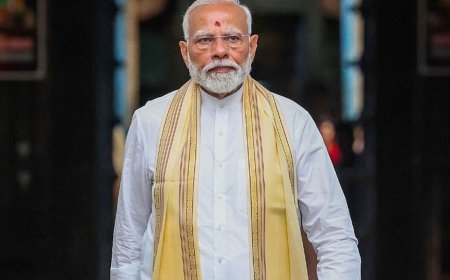 पीएम मोदी पर आधारित फिल्म: सभी स्कूलों और सिनेमाघरों में होगी प्रदर्शित