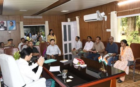 हल्द्वानी: कुमाऊं कमिश्नर दीपक रावत ने जनता दरबार में समस्याओं का त्वरित समाधान किया