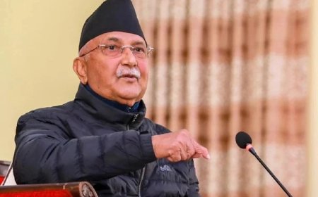 नेपाल में पूर्व पीएम ओली का पासपोर्ट रद्द, मनी लॉन्ड्रिंग मामले की नई जांच शुरू