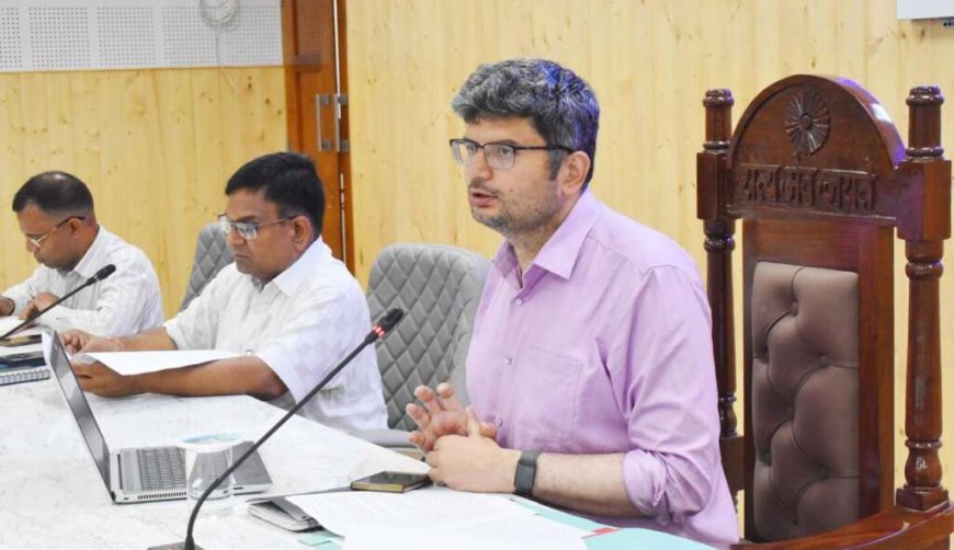 चमोली में डीएम संदीप तिवारी ने मनाया हिंदी दिवस, मातृभाषा के महत्व पर जोर