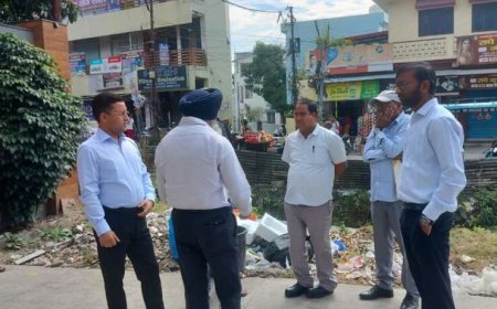 हल्द्वानी : नगर आयुक्त परितोष वर्मा ने पिछौडा हाइट्स पर लगाया अर्थ दंड…