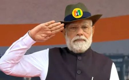 Rashtriya Ekta Diwas 2025 | राष्ट्रीय एकता दिवस पर पीएम मोदी ने दिलाई 'एकता की शपथ', सरदार वल्लभभाई पटेल को किया नमन