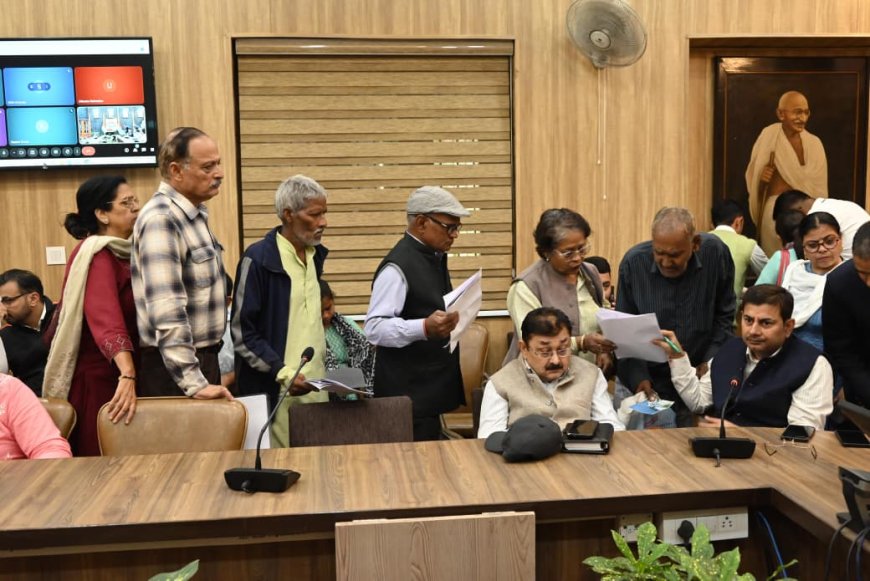 Uttarakhand News: जनता दरबार में एडीएम ने मामूली विवाद से लेकर संपत्ति धोखाधड़ी तक हर केस पर लिया एक्शन