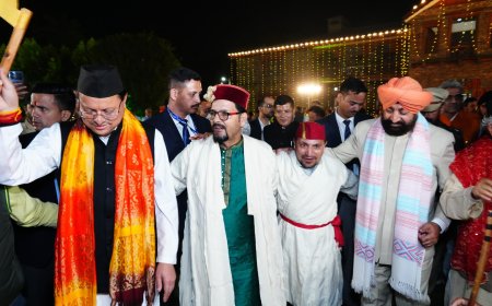 सांस्कृतिक पर्व इगास के बहाने सियासत की फुलझड़ी भी चमकी