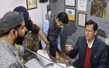 हल्द्वानी में फर्जी निवास प्रमाण पत्र रैकेट का भंडाफोड़, कुमाऊं कमिश्नर ने की बड़ी कार्रवाई