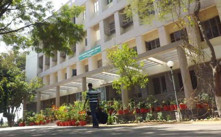 Delhi blast probe: अल-फलाह यूनिवर्सिटी के डायरेक्टर जव्वाद सिद्दीकी पर जांच तेज