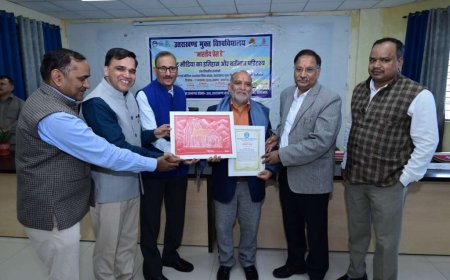 हल्द्वानी: UOU में भारतीय प्रेस दिवस पर एक दिवसीय संगोष्ठी, वरिष्ठ पत्रकार गणेश पाठक को किया सम्मानित