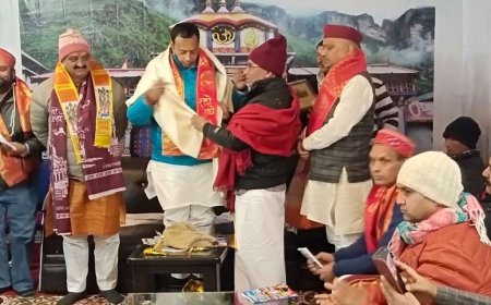 बद्रीनाथ : डिमरी धार्मिक केंद्रीय पंचायत ने बीकेटीसी अध्यक्ष हेमंत द्विवेदी का किया भव्य स्वागत…