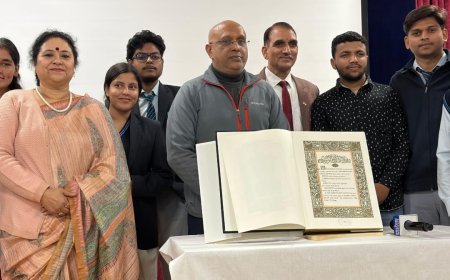 डॉल्फ़िन इंस्टीट्यूट में संविधान दिवस पर व्याख्यान एवं क्विज़ प्रतियोगिता का आयोजन