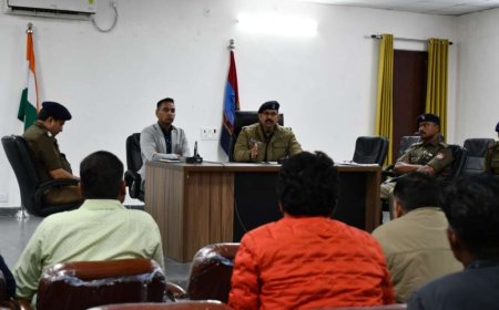 हल्द्वानी : एसपी क्राइम और सिटी मजिस्ट्रेट ने बैंकट हॉल व DJ स्वामियों के साथ की बैठक…