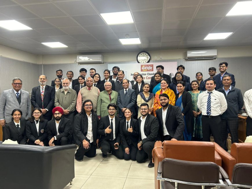 चाणक्य लॉ कॉलेज का जस्टिस केशव चंद्र धूलिया ट्रॉफी पर कब्जा