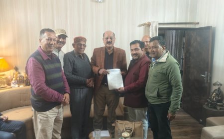 जंगली जानवरों के कहर से चिंतित जनता ने वन मंत्री से लगाई गुहार