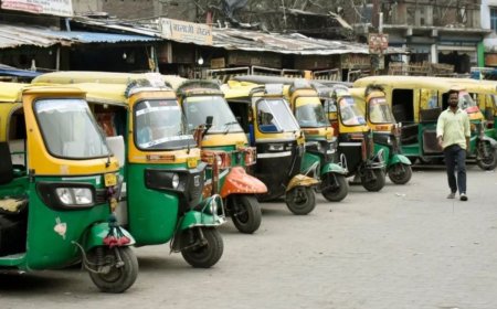 Patna News: पटना के इस इलाके में ऑटो बंद होने से गांधी मैदान की तरफ भयंकर जाम, कई थानों की पहुंची पुलिस