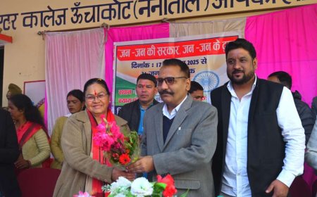 बेतालघाट : जन-जन की सरकार, जन-जन के द्वारः न्याय पंचायत ऊँचाकोट में  डीएम ललित मोहन रयाल ने सुनी जन समस्याएं…