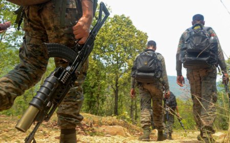 Naxal Encounter: 1.1 करोड़ का इनामी नक्सली गणेश मुठभेड़ में ढेर, अमित शाह बोले- भारत जल्द होगा नक्सल-मुक्त