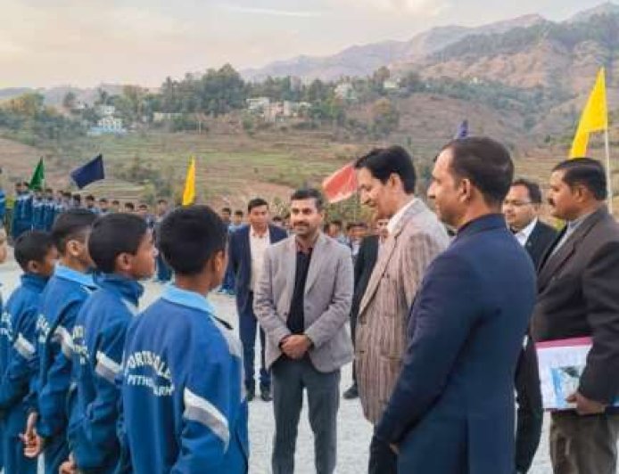 पिथौरागढ़ : कुमाऊं कमिश्नर दीपक रावत ने श्री हरि सिंह थापा स्पोर्ट्स कॉलेज, लेलू का किया निरीक्षण, खिलाड़ियों से उनको मिलने वाली सुविधाओं के बार में की चर्चा…