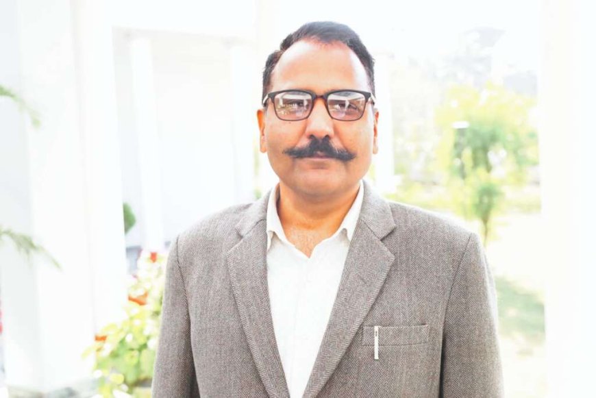 हल्द्वानी : जानसे मारने की धमकी देने पर डीएम ललित मोहन रयाल ने शस्त्र  लाइसेंस किया कैंसिल…