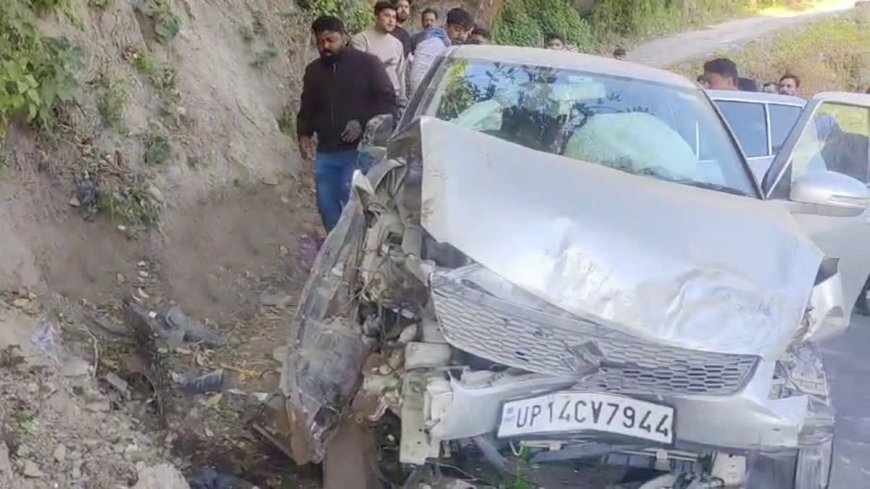 नैनीताल मार्ग पर वाहन दुर्घटना: पर्यटक महिला बुरी तरह चोटिल, अन्य यात्री भी प्रभावित