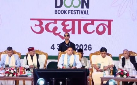 देहरादून में पुस्तक महोत्सव का भव्य शुभारंभ, सीएम धामी का बच्चों से संवाद