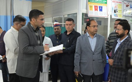 देहरादून समाचार: DM सेविन बंसल का ऐतिहासिक निर्णय, अल्ट्रासाउंड और रेडियो डायग्नोस्टिक सेंटर पर सख्त नीतियों का लागू होना