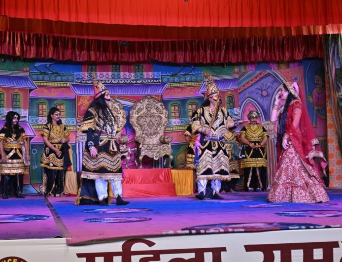 हल्द्वानी: अभूतपूर्व रामलीला में सूर्पनखा नासिका छेदन और सीता हरण की अद्भुत प्रस्तुति