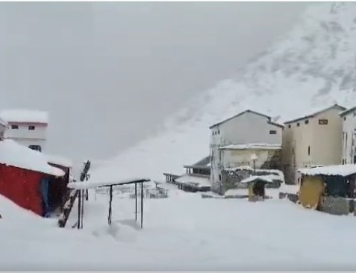 उत्तराखंड में कडाके की ठंड और बर्फबारी का अलर्ट: जानें क्या है स्थिति