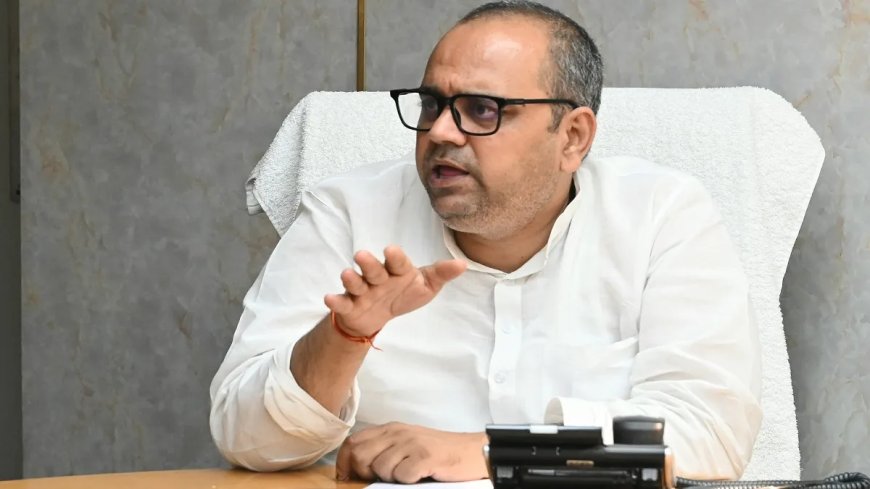 दिल्ली सरकार की नई मुहिम: सड़क सुरक्षा को बनाए रखना प्राथमिकता