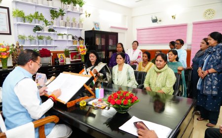 आंगनबाड़ी कार्यकत्रियों के मानदेय में जल्द होगी वृद्धि, मुख्यमंत्री का आश्वासन