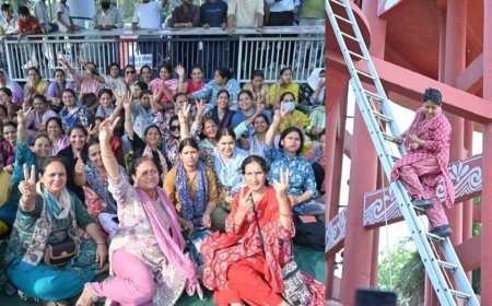 उत्तराखंड में 160 दिन बाद नर्सिंग शिक्षकों का आंदोलन स्थगित, प्रदर्शनकारी 60 घंटे बाद टंकी से उतरे