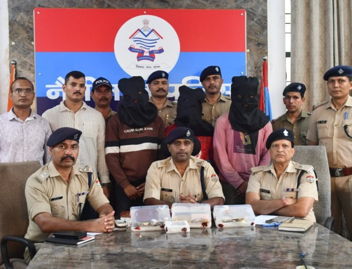 हल्द्वानी: सपेरों के भेष में चोरी करने वाले गिरोह का भंडाफोड़, 25 लाख के आभूषण बरामद
