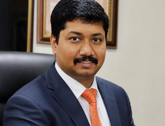 हरियाणा प्रशासन के मजबूत स्तंभ: IAS मकरंद पांडुरंग खेतमालिस की अद्वितीय कार्यशैली