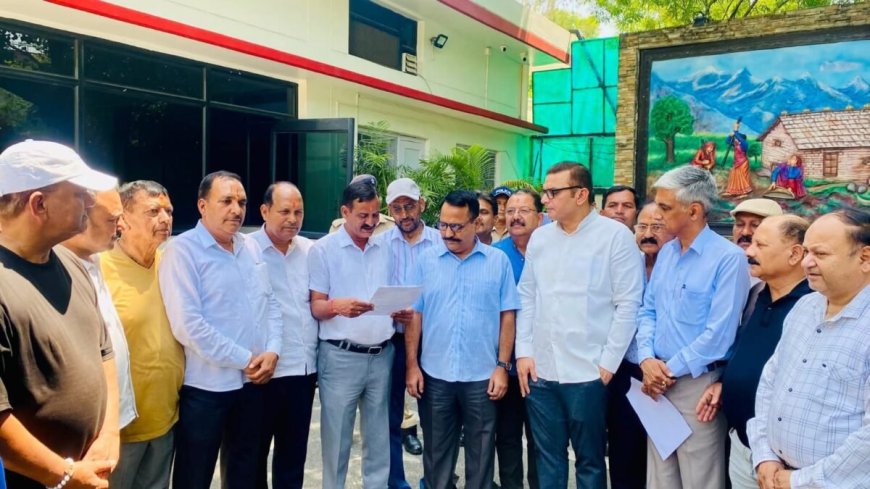 उत्तराखंड में वनाग्नि: कांग्रेस ने सरकार पर सवाल उठाए, ठोस कदम उठाने की मांग